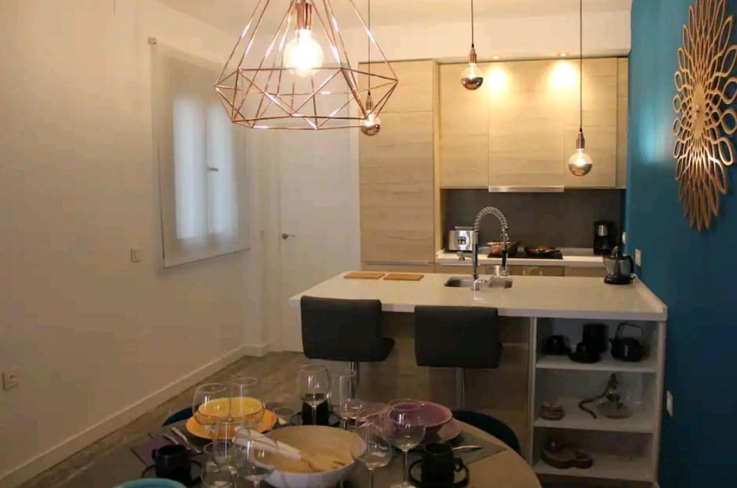 Minty Stay Mendoza Rios Севилья Экстерьер фото